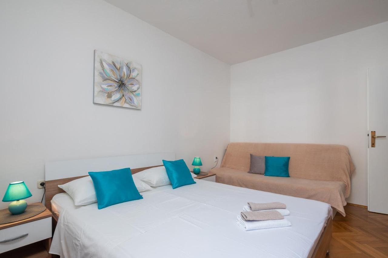 Apartment Beba Dugi Rat Eksteriør billede
